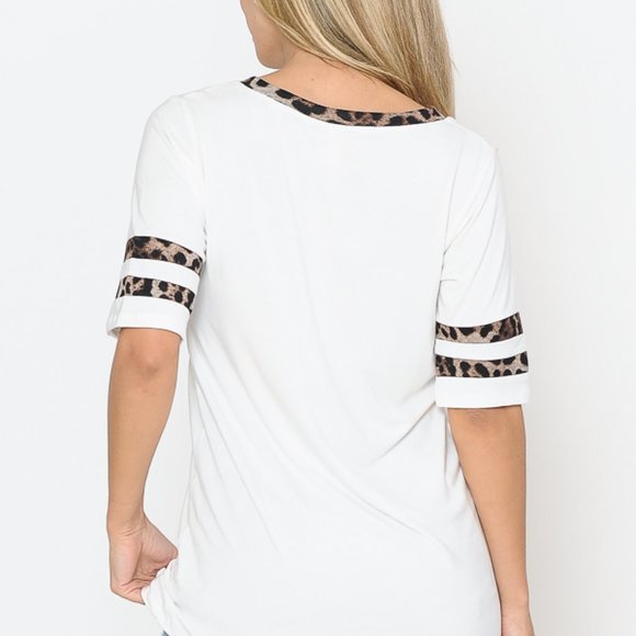 V-NECK TUNIC TOP WITH ANIMAL CONTRAST - Picture 5 of 5